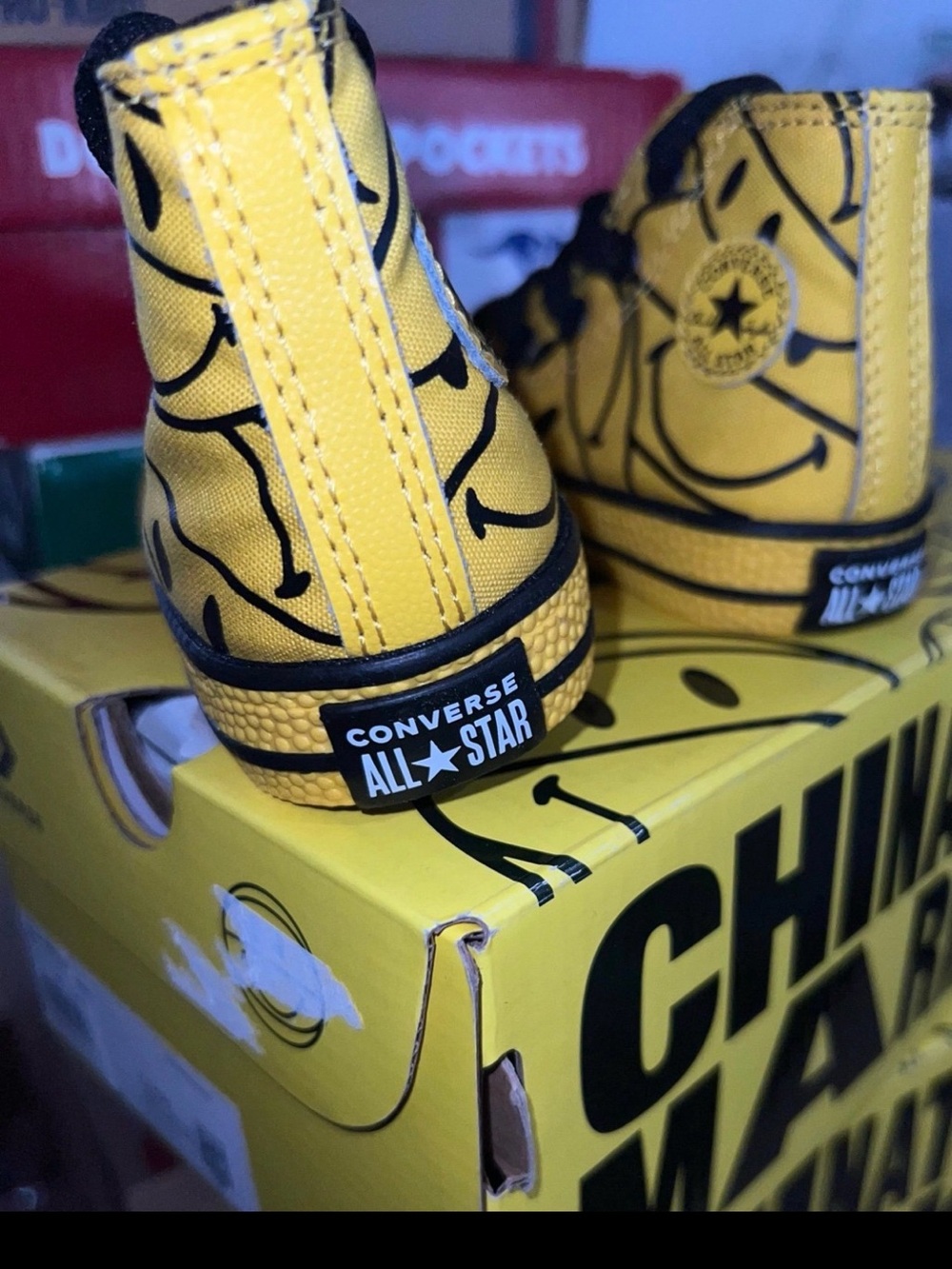 Converse Chinatown Market CTAS Hi Cyber Yellow/Black Smiley Youth Size 9